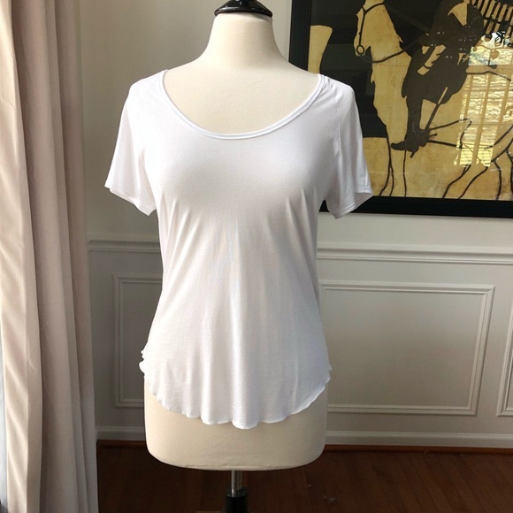 Wilfred | Tandis Classic White Tee - Picture 5 of 7